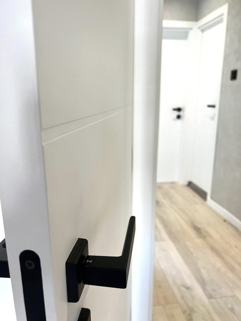 интериорни врати